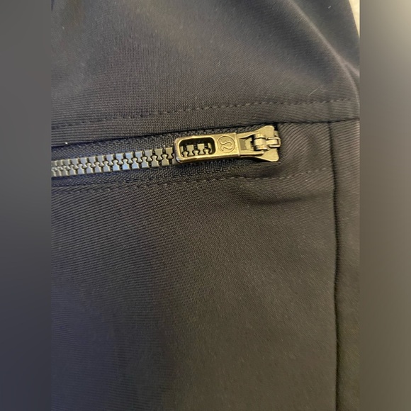 Lululemon sweatpants - Picture 6 of 8